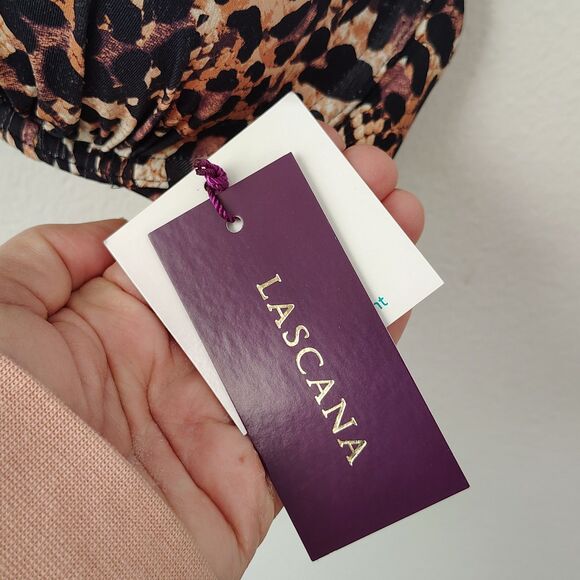 New! LASCANA 38B Bikini Bra Top Leopard Print Scalloped Padded Adjustable Straps - Picture 4 of 4